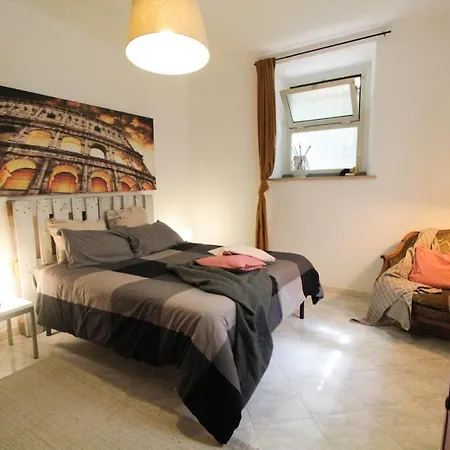 I Colori Di Nini A Trastevere * 로마